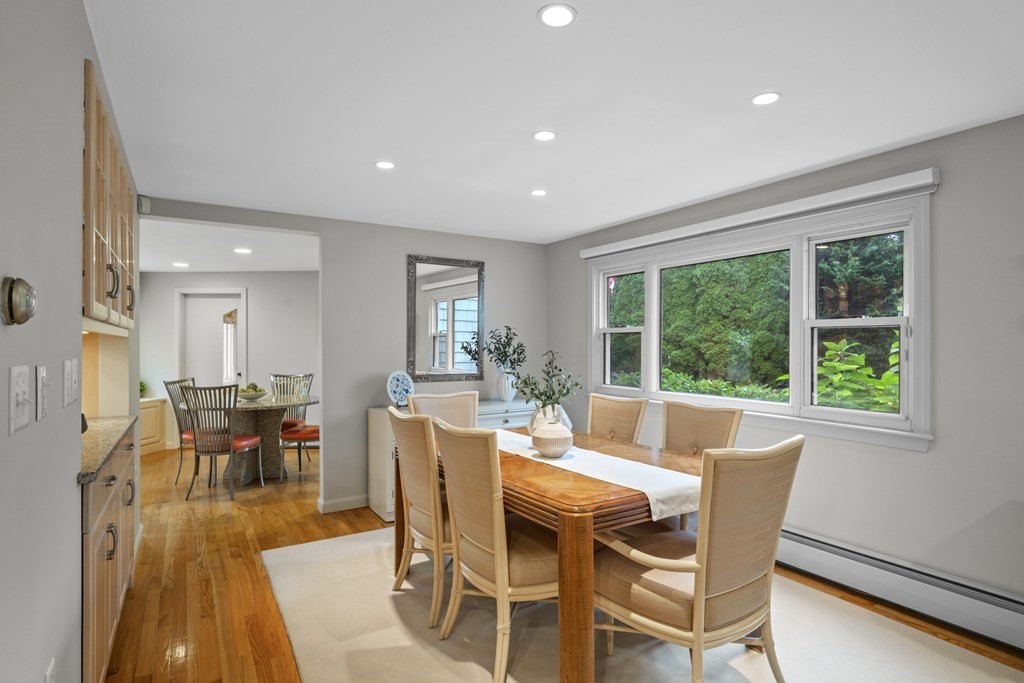 18 Aspen Road Swampscott, MA 01907 - Photo 5 of 42 Gallery Image 5