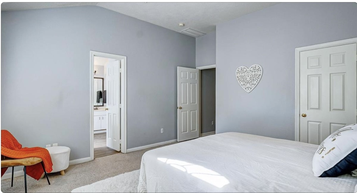 18927 Crescent Fountain Road Spring, TX 77388 - Photo 7 of 13 a bedroom with a bed and a window