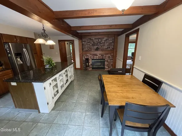 $529,777 | 17 Johnny Cake Hollow Road, Pittstown, NY 12121