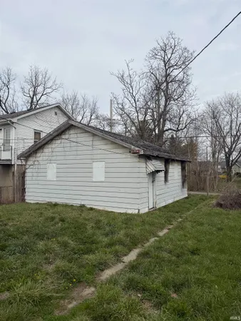 $40,000 | 2408 South Mulberry Street, Muncie, IN 47302