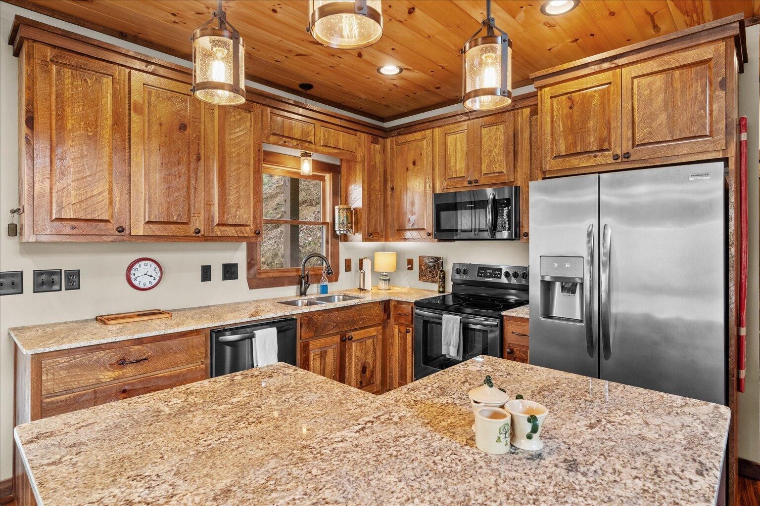 754 Cherokee Drive Ellijay, GA 30540 - Photo 17 of 59