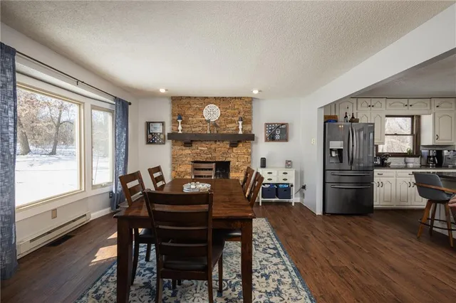 $575,000 | 1275 Southwest 125th Road, Holden, MO 64040