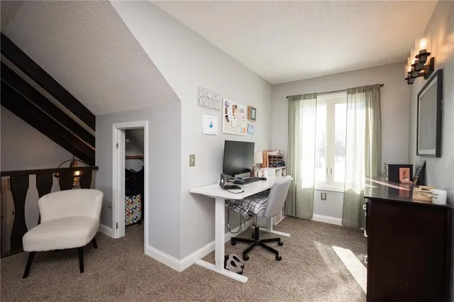 $575,000 | 1275 Southwest 125th Road, Holden, MO 64040