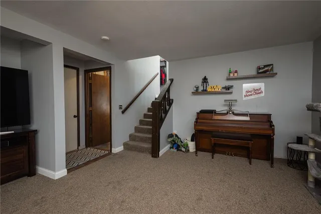 $575,000 | 1275 Southwest 125th Road, Holden, MO 64040