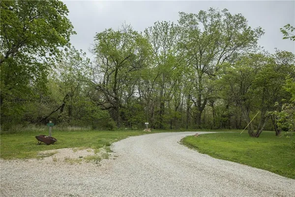 $549,900 | 1275 Southwest 125th Road, Holden, MO 64040