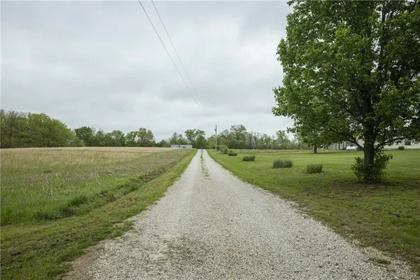 $549,900 | 1275 Southwest 125th Road, Holden, MO 64040