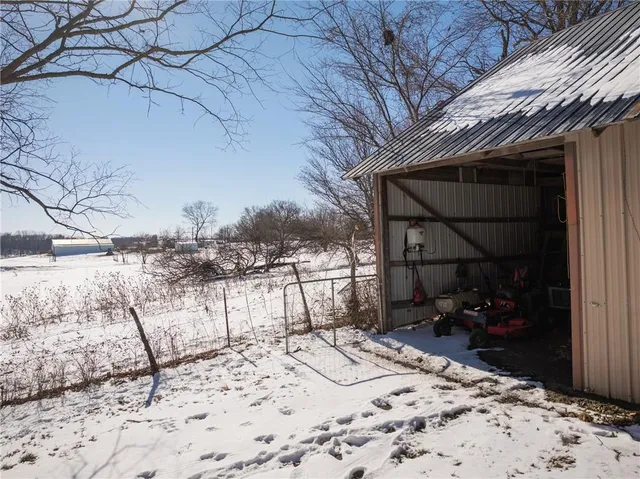 $575,000 | 1275 Southwest 125th Road, Holden, MO 64040