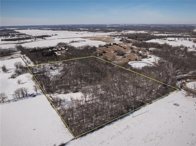 $575,000 | 1275 Southwest 125th Road, Holden, MO 64040