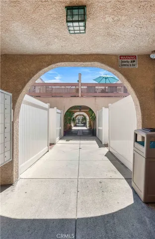 $2,795 | 7924 Woodman Avenue, Unit 20, Pacoima, CA 91402