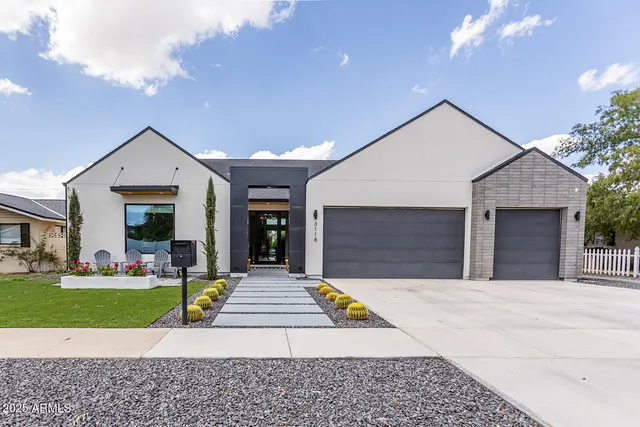 $2,049,000 | 3118 North 42nd Street, Phoenix, AZ 85018