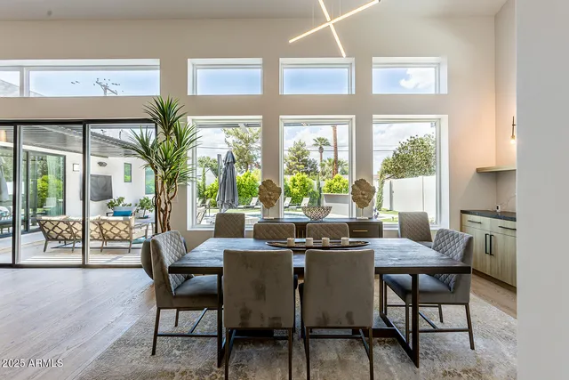 $2,049,000 | 3118 North 42nd Street, Phoenix, AZ 85018