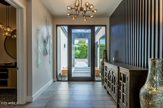 $2,049,000 | 3118 North 42nd Street, Phoenix, AZ 85018