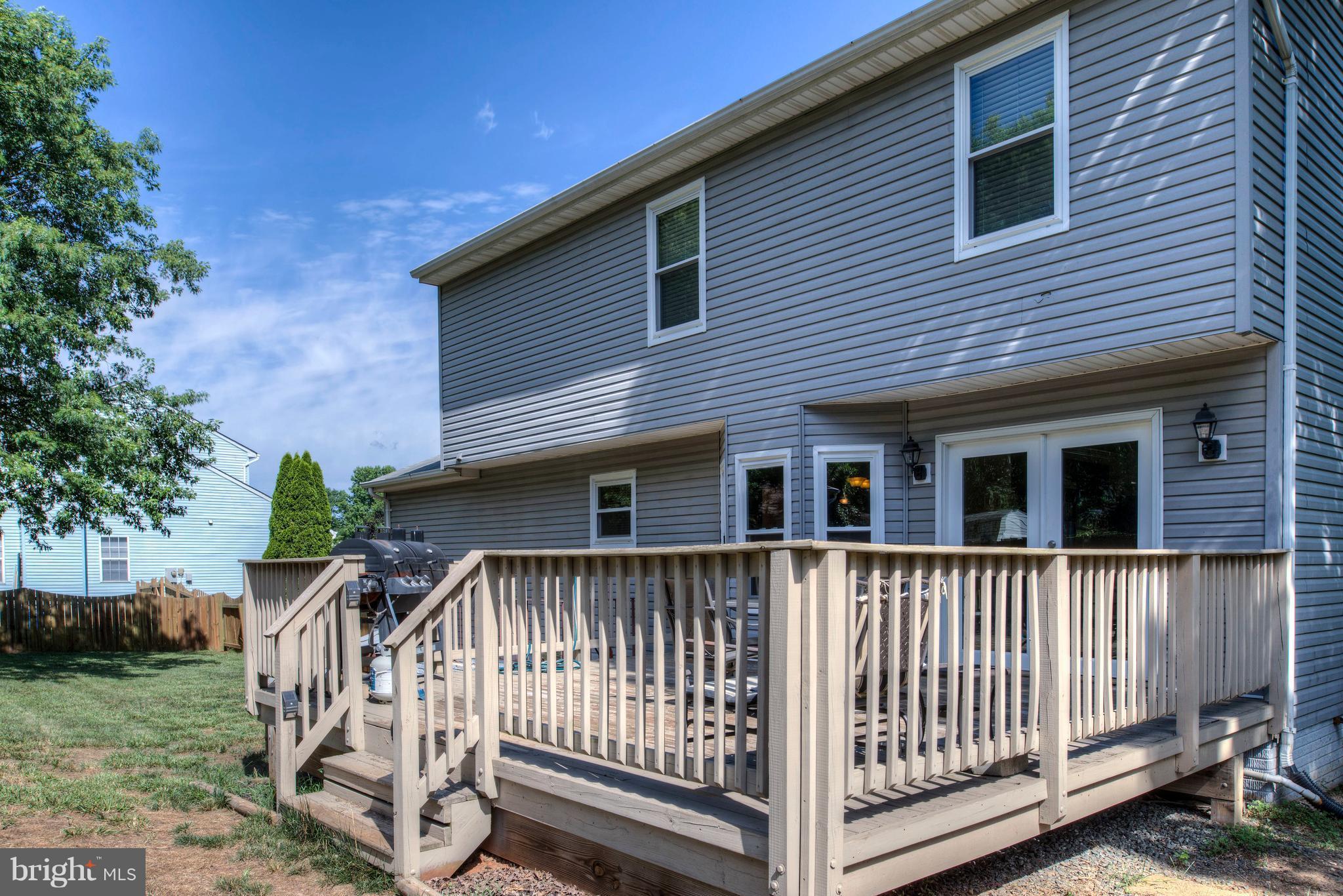 16 Wells Road Stafford, VA 22556 - Photo 5 of 29 Exterior (Rear)
