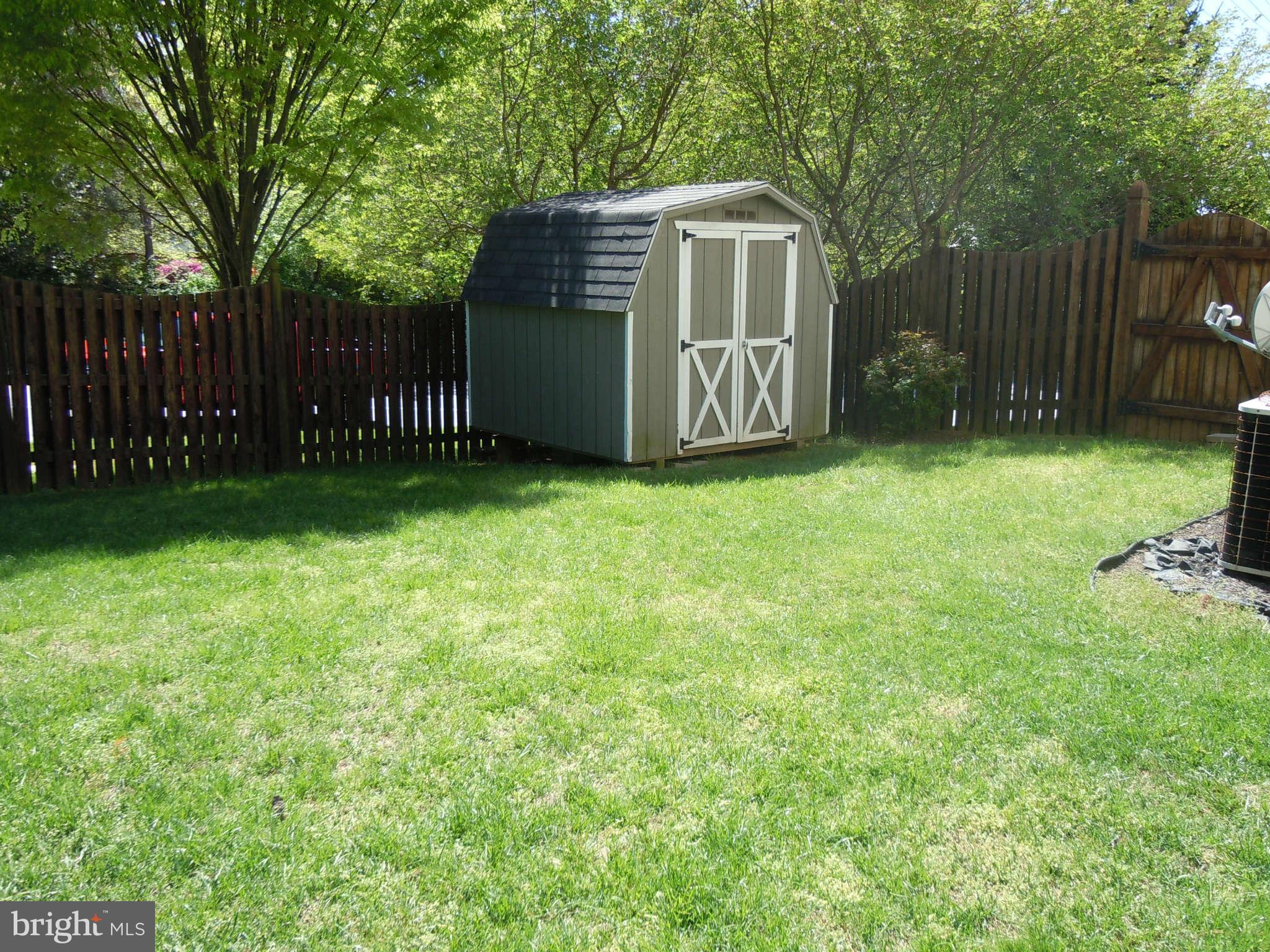 6563 Guilford Road Clarksville, MD 21029 - Photo 2 of 30 shed