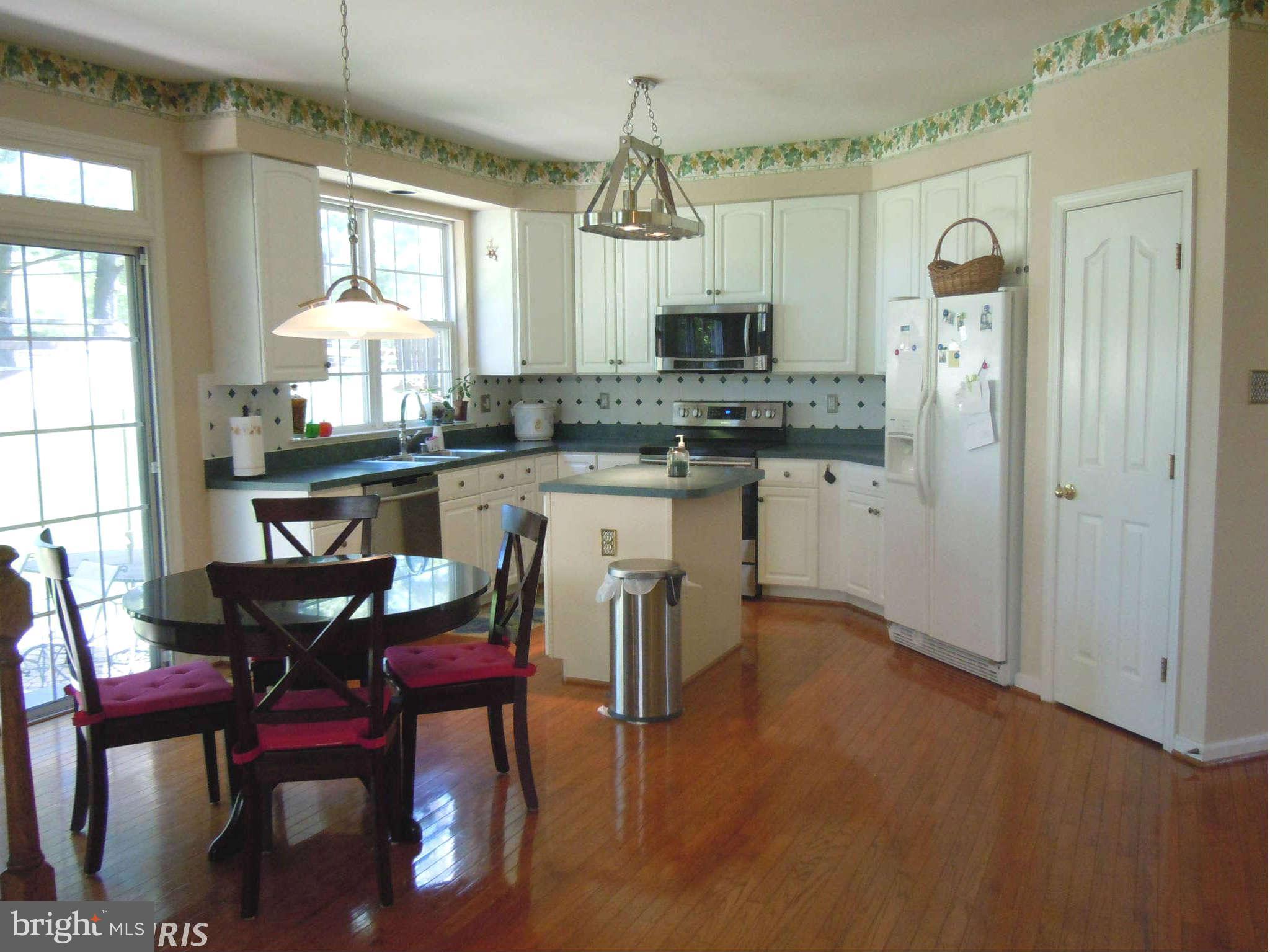 6563 Guilford Road Clarksville, MD 21029 - Photo 24 of 30 Kitchen main level