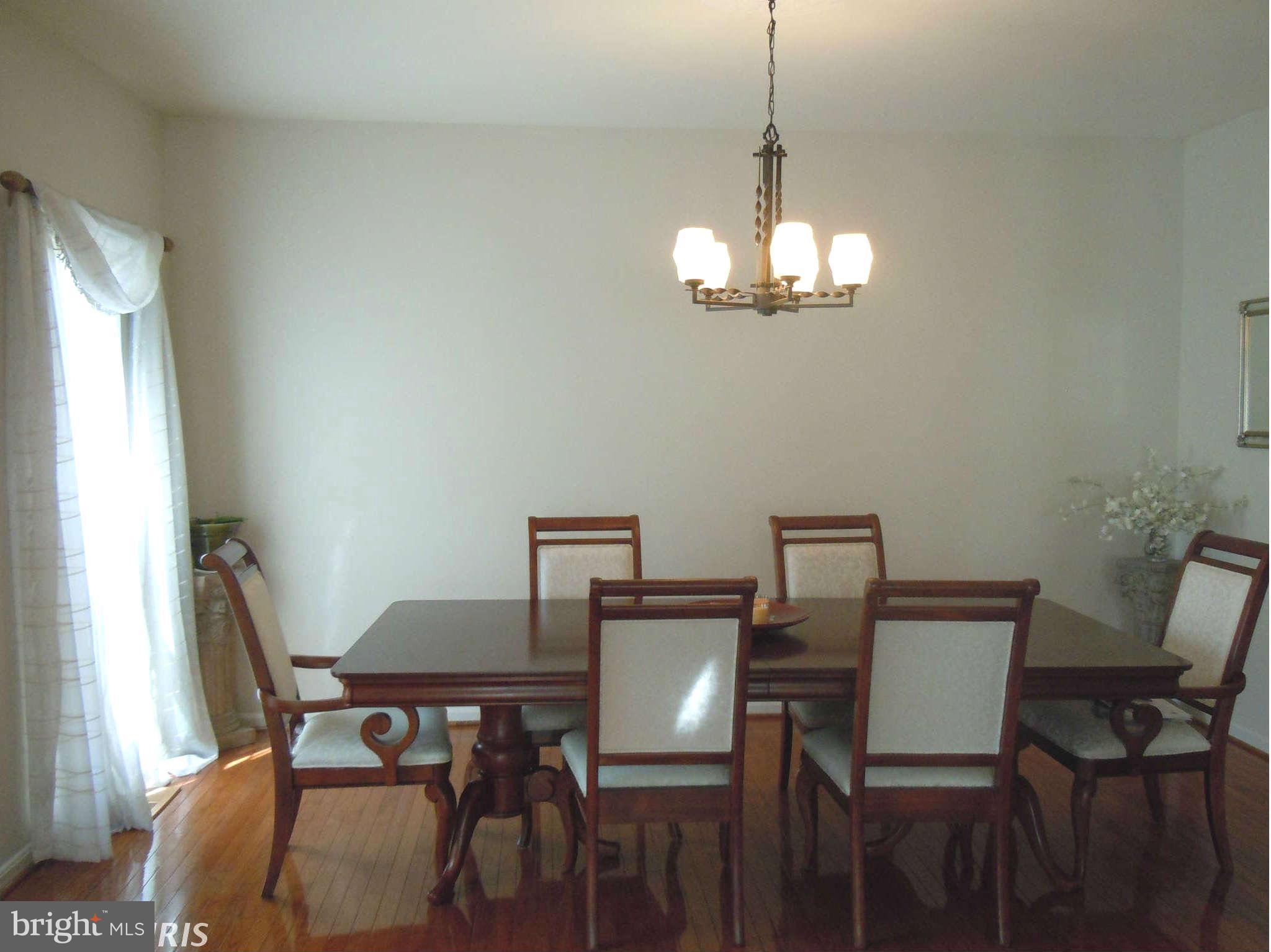6563 Guilford Road Clarksville, MD 21029 - Photo 25 of 30 Dining Room