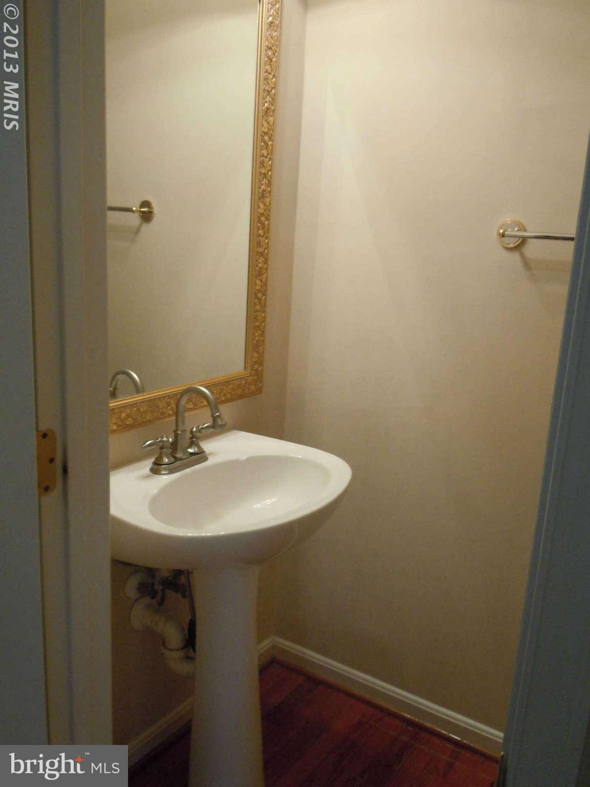 6563 Guilford Road Clarksville, MD 21029 - Photo 9 of 30 Bath
