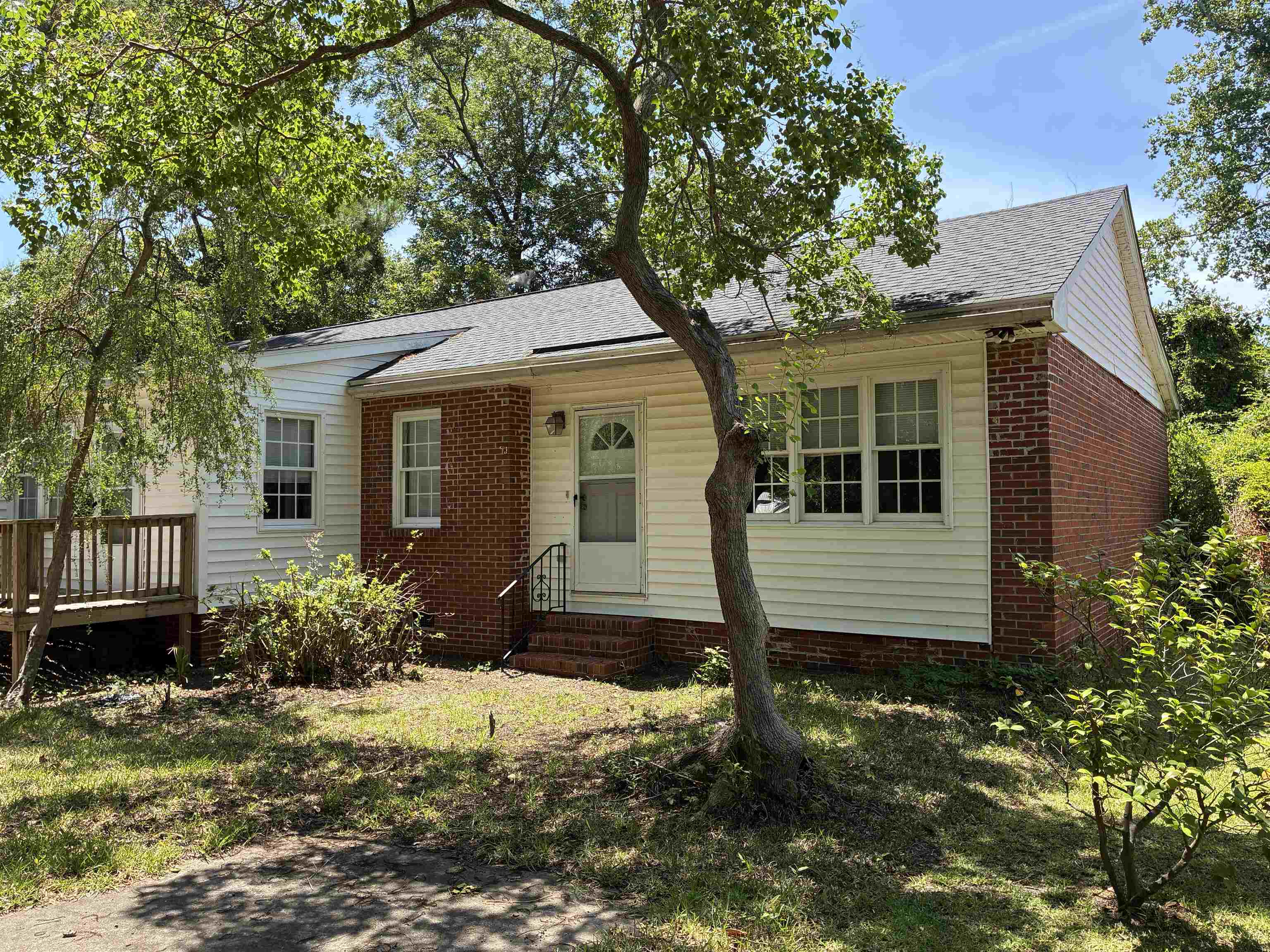 1302 Saville Street Georgetown, SC 29440 - Photo 3 of 47