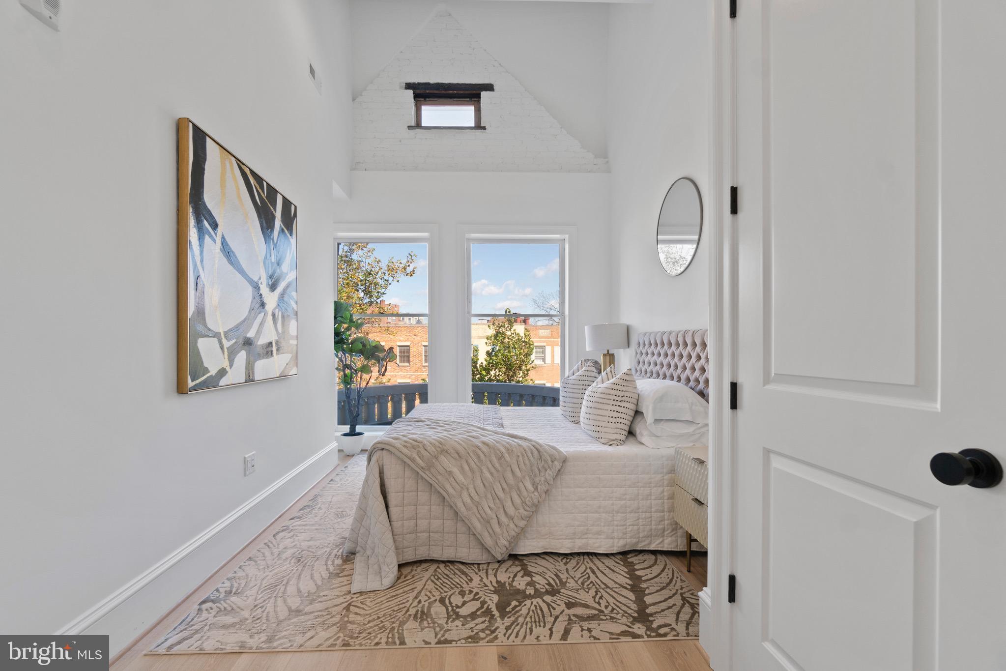 1746 Q Street Northwest, Unit 5 Washington, DC 20009 - Photo 13 of 26