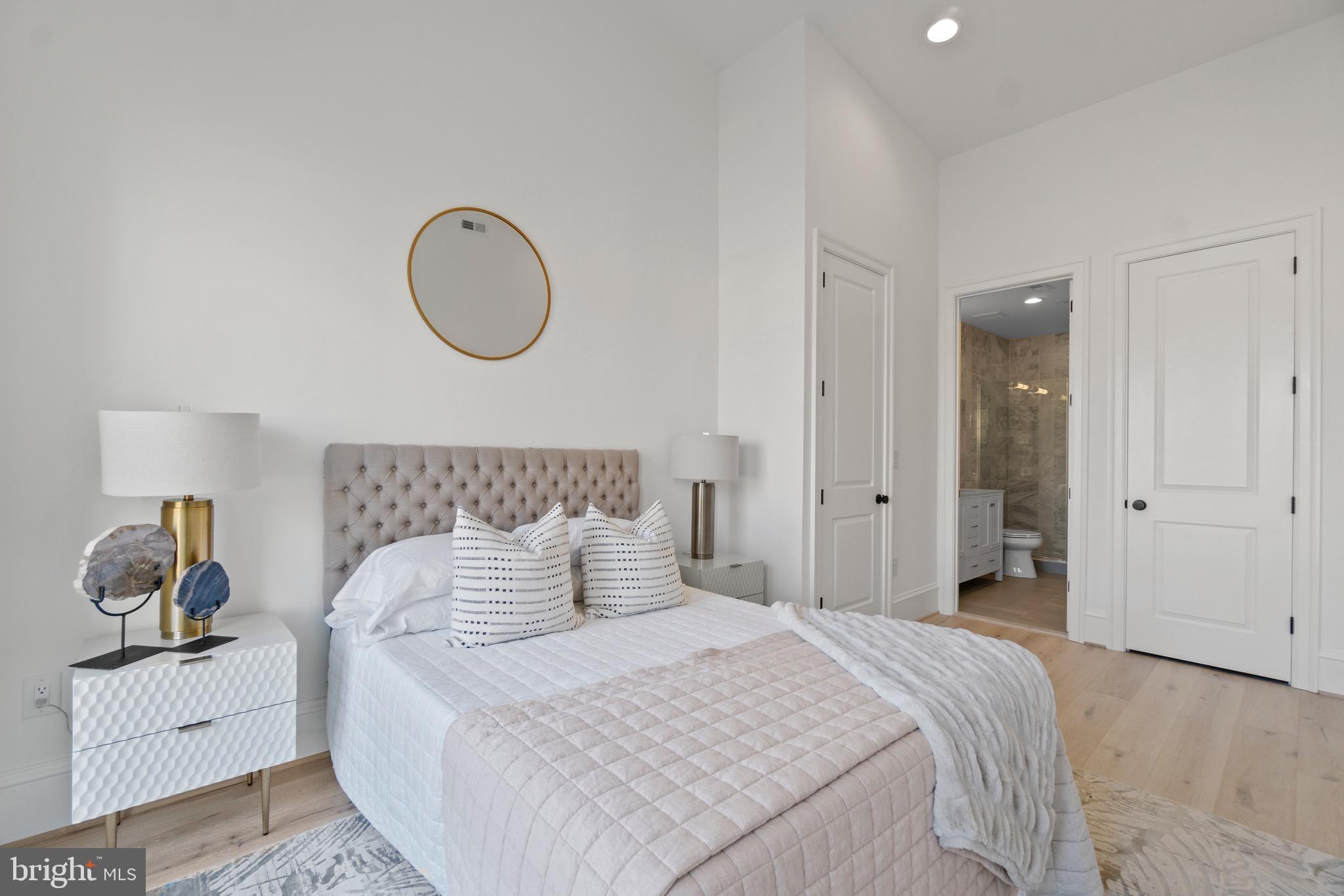 1746 Q Street Northwest, Unit 5 Washington, DC 20009 - Photo 14 of 26