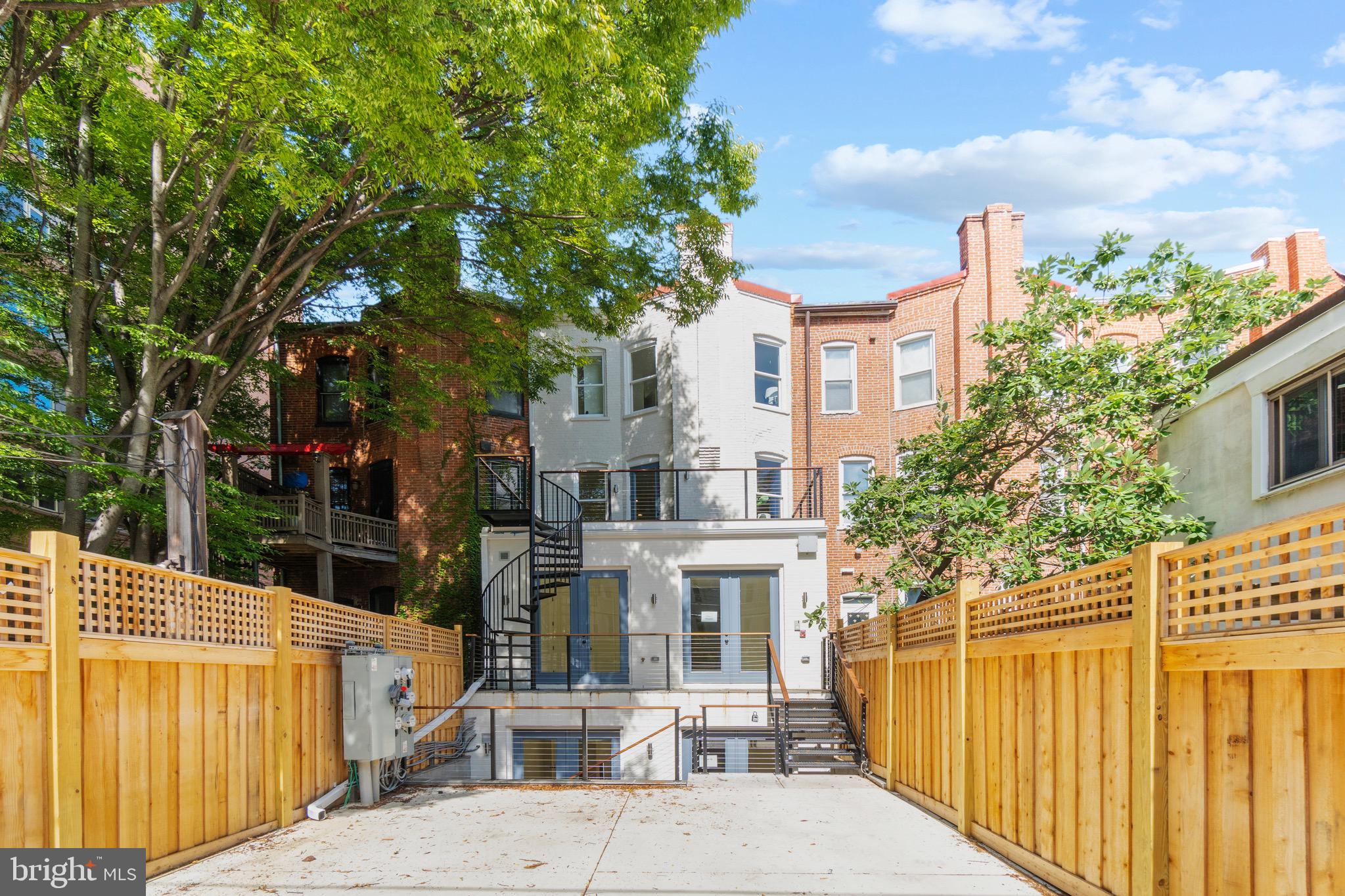 1746 Q Street Northwest, Unit 5 Washington, DC 20009 - Photo 24 of 26