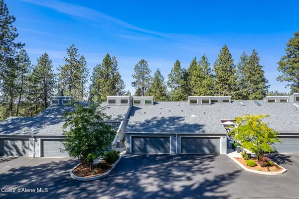 $798,000 | 10637 North Friar Drive, Unit 15, Hayden, ID 83835