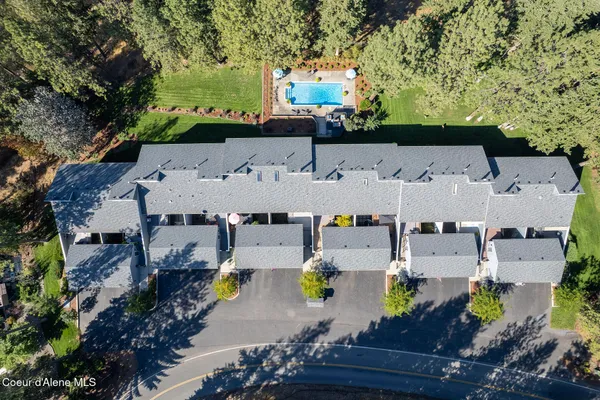 $798,000 | 10637 North Friar Drive, Unit 15, Hayden, ID 83835