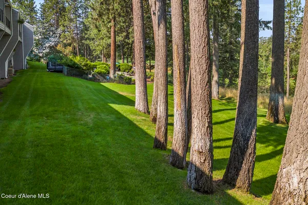 $798,000 | 10637 North Friar Drive, Unit 15, Hayden, ID 83835