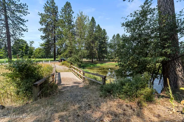 $798,000 | 10637 North Friar Drive, Unit 15, Hayden, ID 83835