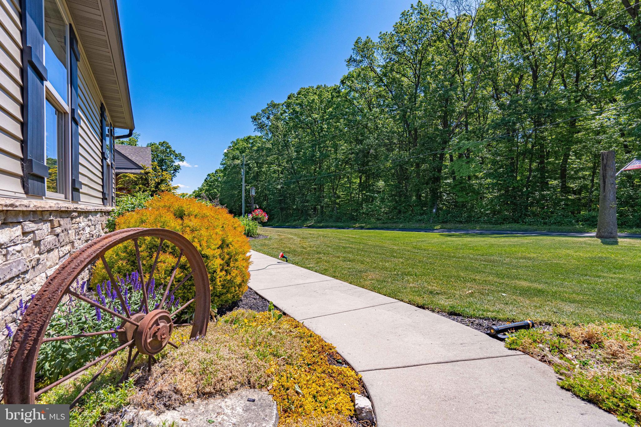 330 Rhoads Road Kutztown, PA 19530 - Photo 2 of 48 Gallery Image 2