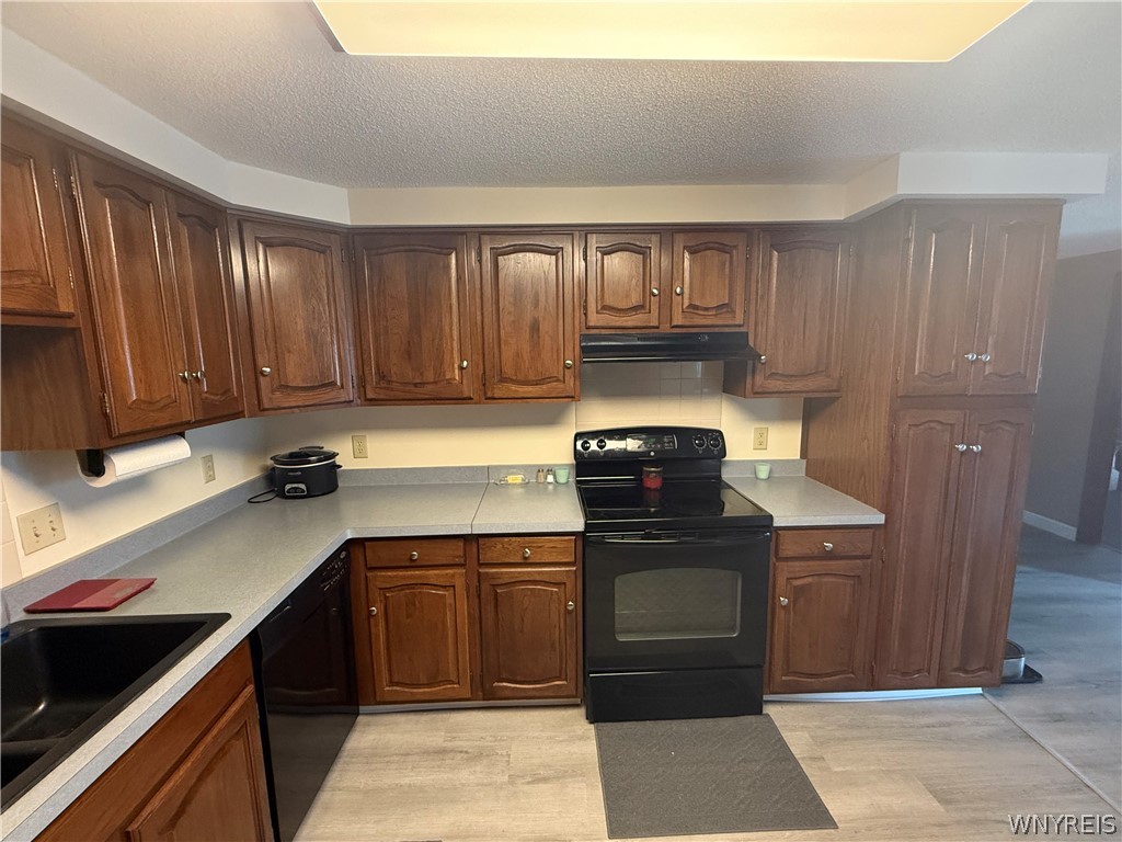 5295 Chestnut Ridge Road, Unit H Orchard Park, NY 14127 - Photo 7 of 25 Kitchen