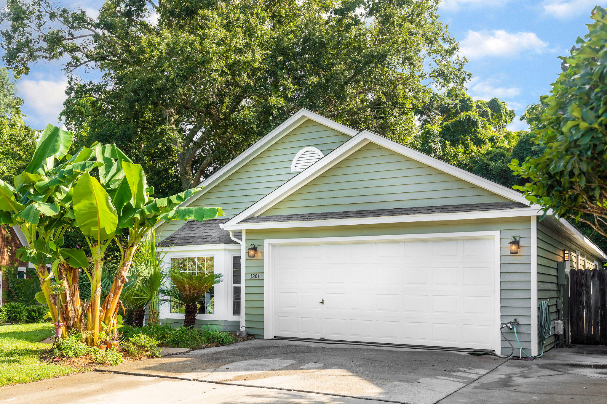 1301 Llewellyn Road Mount Pleasant, SC 29464 - Photo 1 of 38 1301Llewellyn-KeenEyeMarketing-02