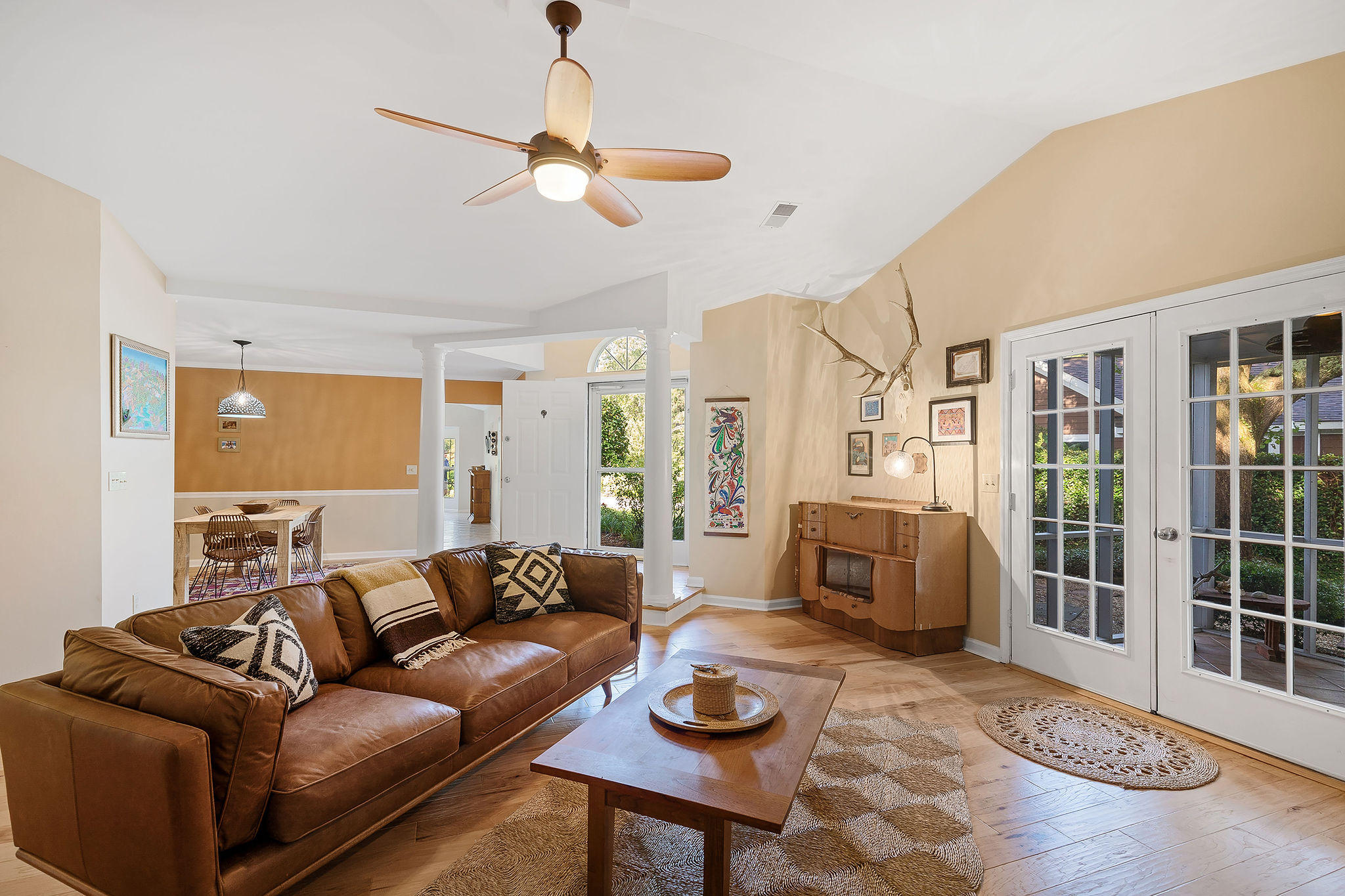 1301 Llewellyn Road Mount Pleasant, SC 29464 - Photo 5 of 38 1301Llewellyn-KeenEyeMarketing-07