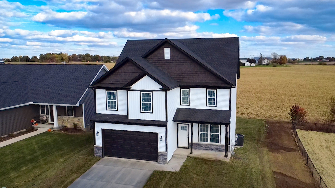 7183 Genesis Way Bettendorf, IA 52722 - Photo 2 of 40