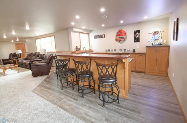 $899,900 | 13755 130th Street South, Barnesville, MN 56514