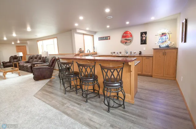 $899,900 | 13755 130th Street South, Barnesville, MN 56514