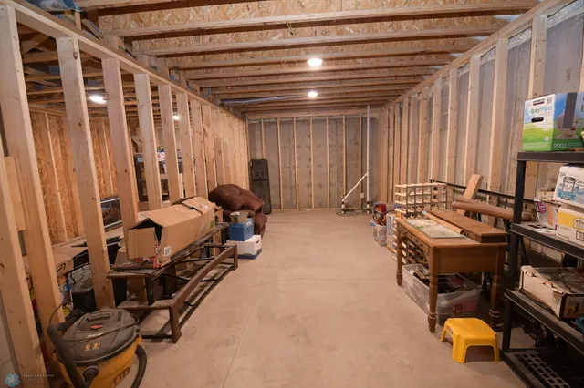 $899,900 | 13755 130th Street South, Barnesville, MN 56514