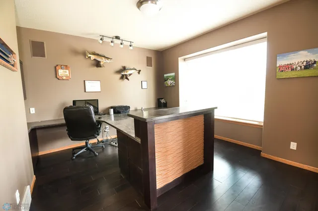 $899,900 | 13755 130th Street South, Barnesville, MN 56514