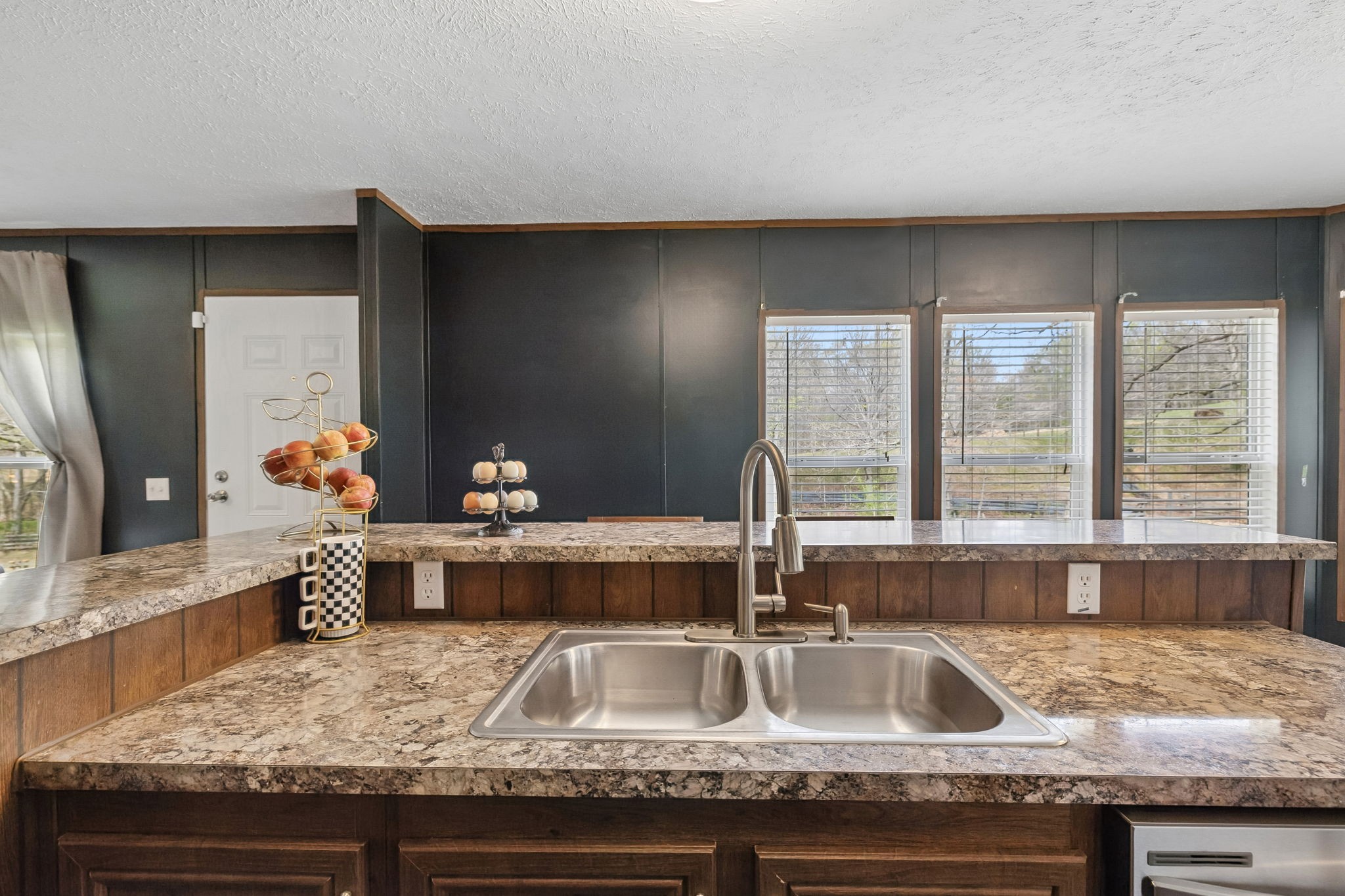 805 Harris Road Dickson, TN 37055 - Photo 13 of 46