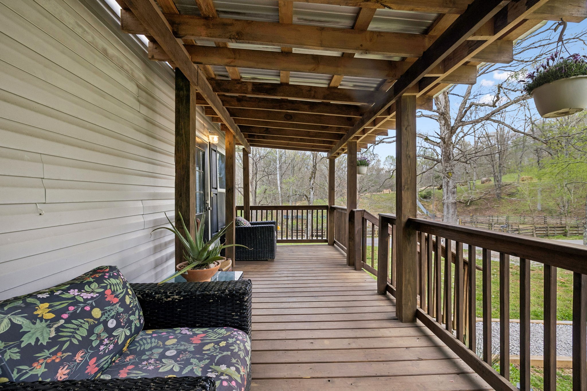 805 Harris Road Dickson, TN 37055 - Photo 4 of 46