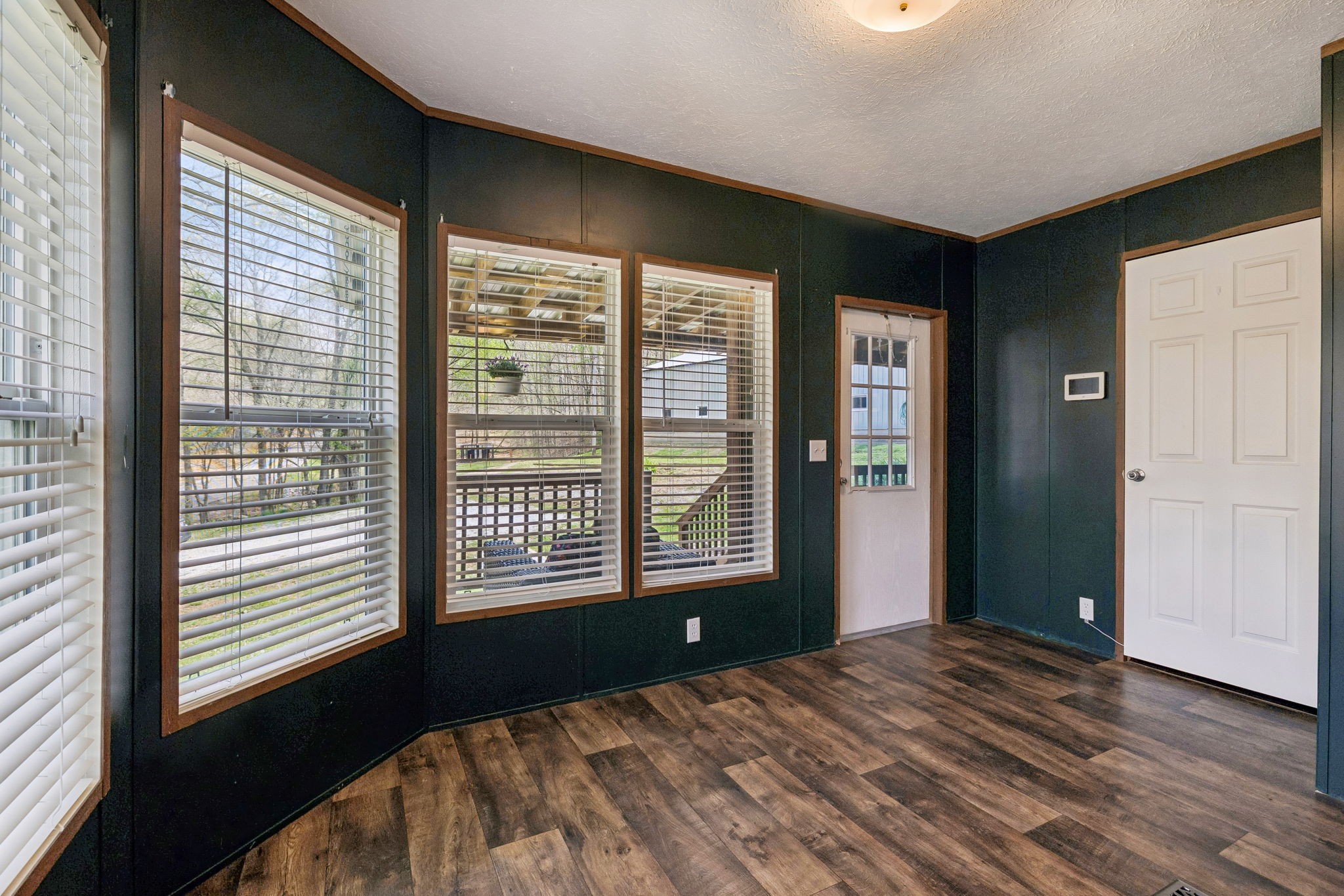 805 Harris Road Dickson, TN 37055 - Photo 6 of 46