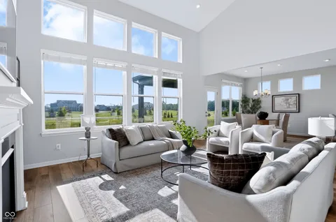 $825,000 | 5341 Peachtree Road, Zionsville, IN 46077