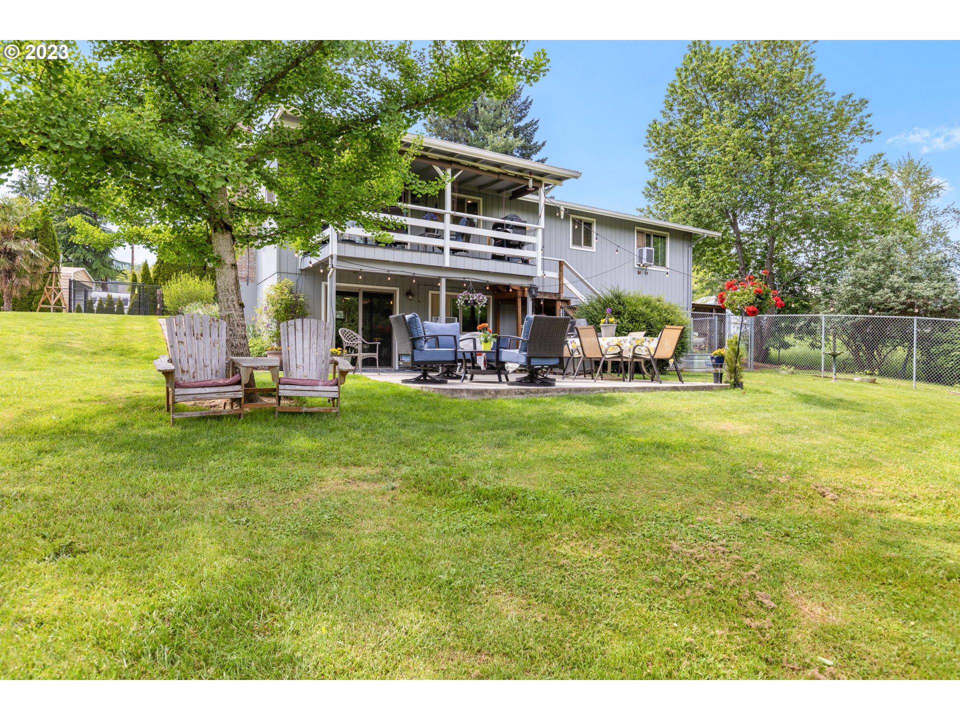 17516 Southeast Hemrich Road Damascus, OR 97089 - Photo 34 of 47 Gallery Image 34