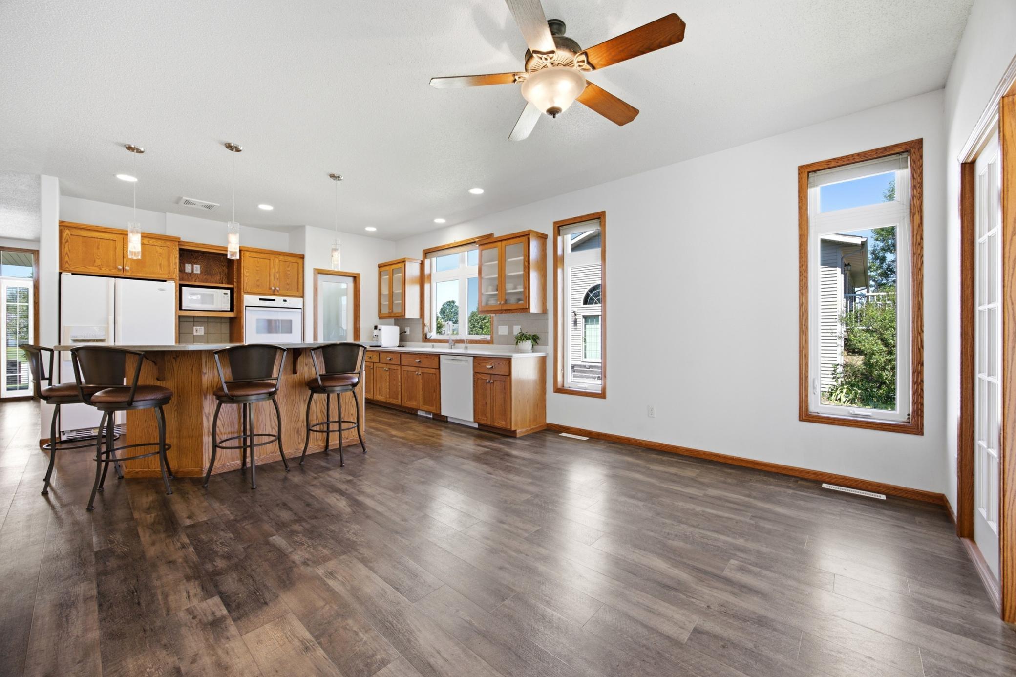 868 32nd Street South Moorhead, MN 56560 - Photo 23 of 63