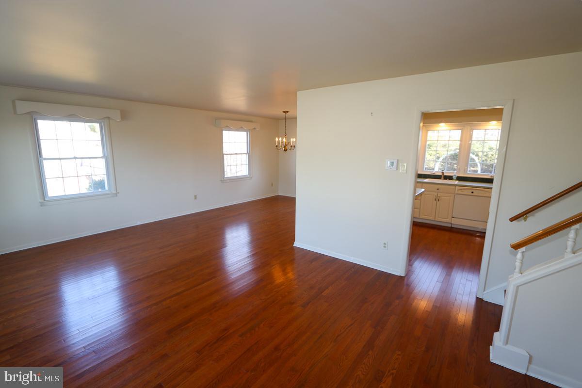 135 Harding Road Southampton, PA 18966 - Photo 11 of 50 Gallery Image 11