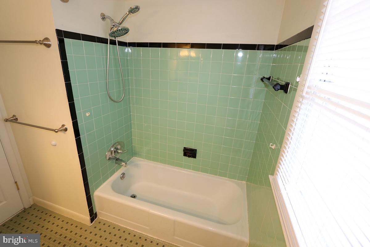 135 Harding Road Southampton, PA 18966 - Photo 40 of 50 Gallery Image 40