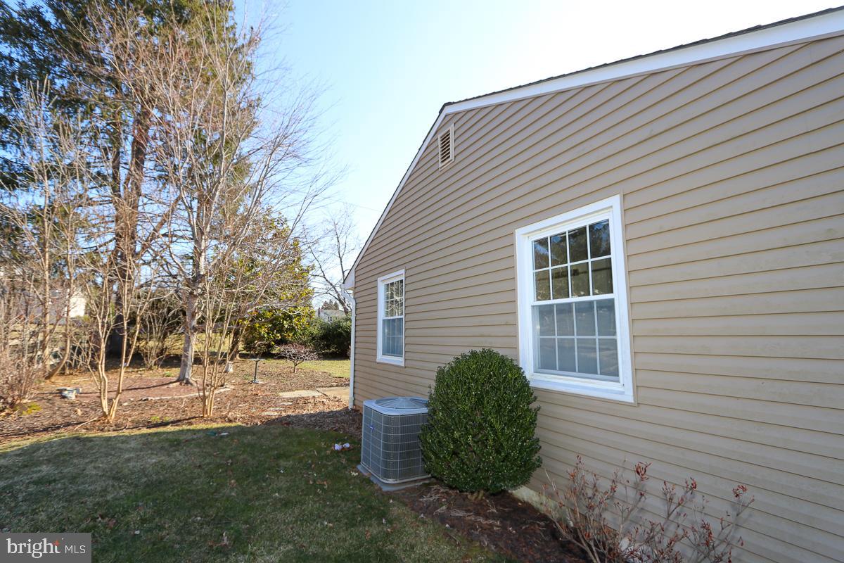 135 Harding Road Southampton, PA 18966 - Photo 44 of 50 Gallery Image 44