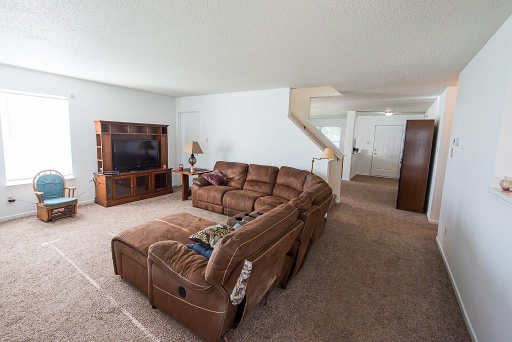 10590 Pleasant View Lane Fishers, IN 46038 - Photo 12 of 37