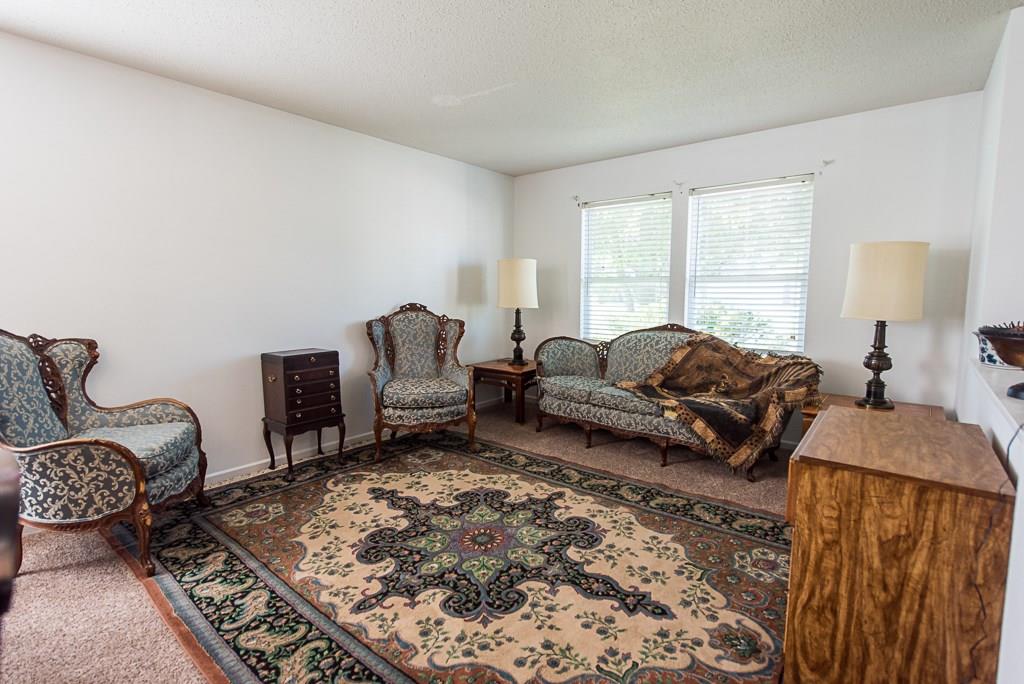 10590 Pleasant View Lane Fishers, IN 46038 - Photo 5 of 37
