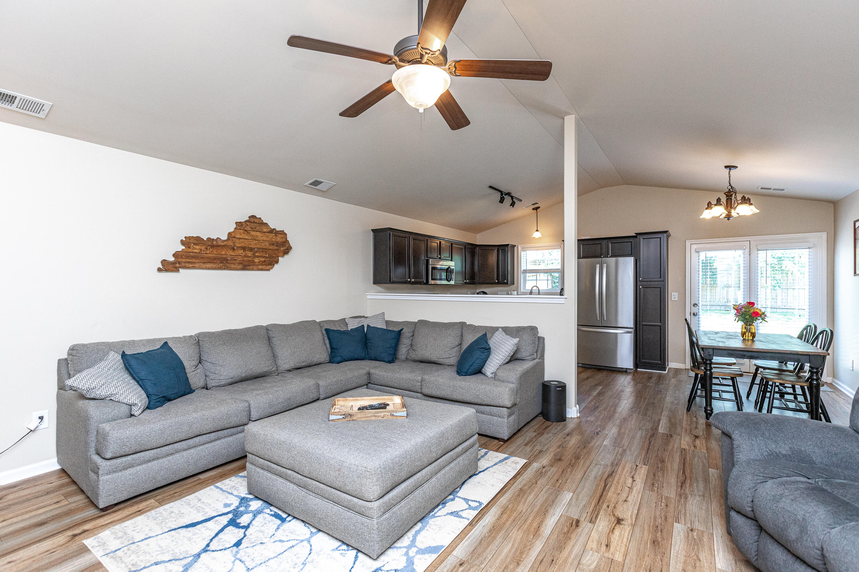 2345 Walcot Way Lexington, KY 40511 - Photo 5 of 32 B-2